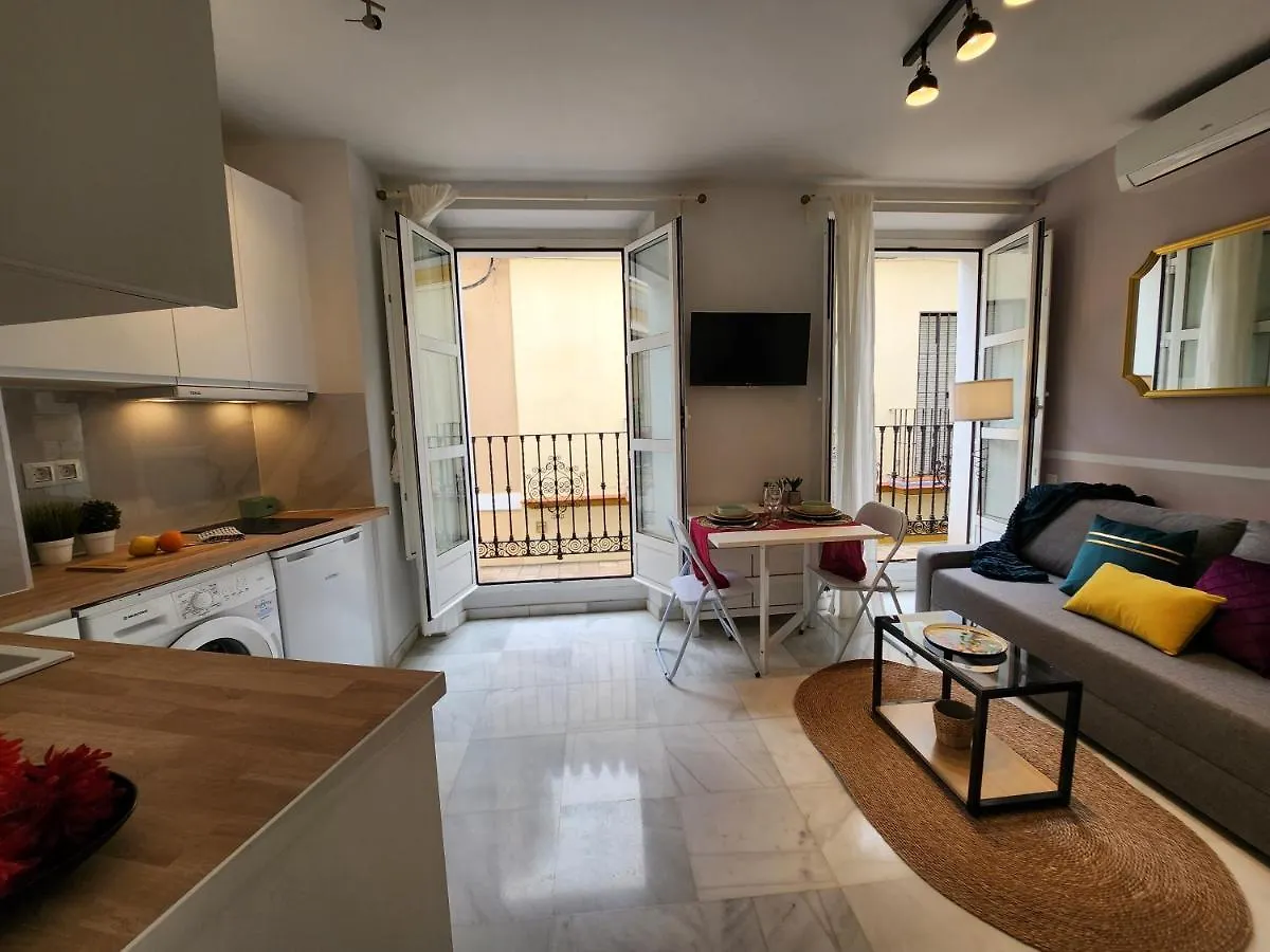 Lovely Center Apartments - Balcony Lux Sol Sevilla
