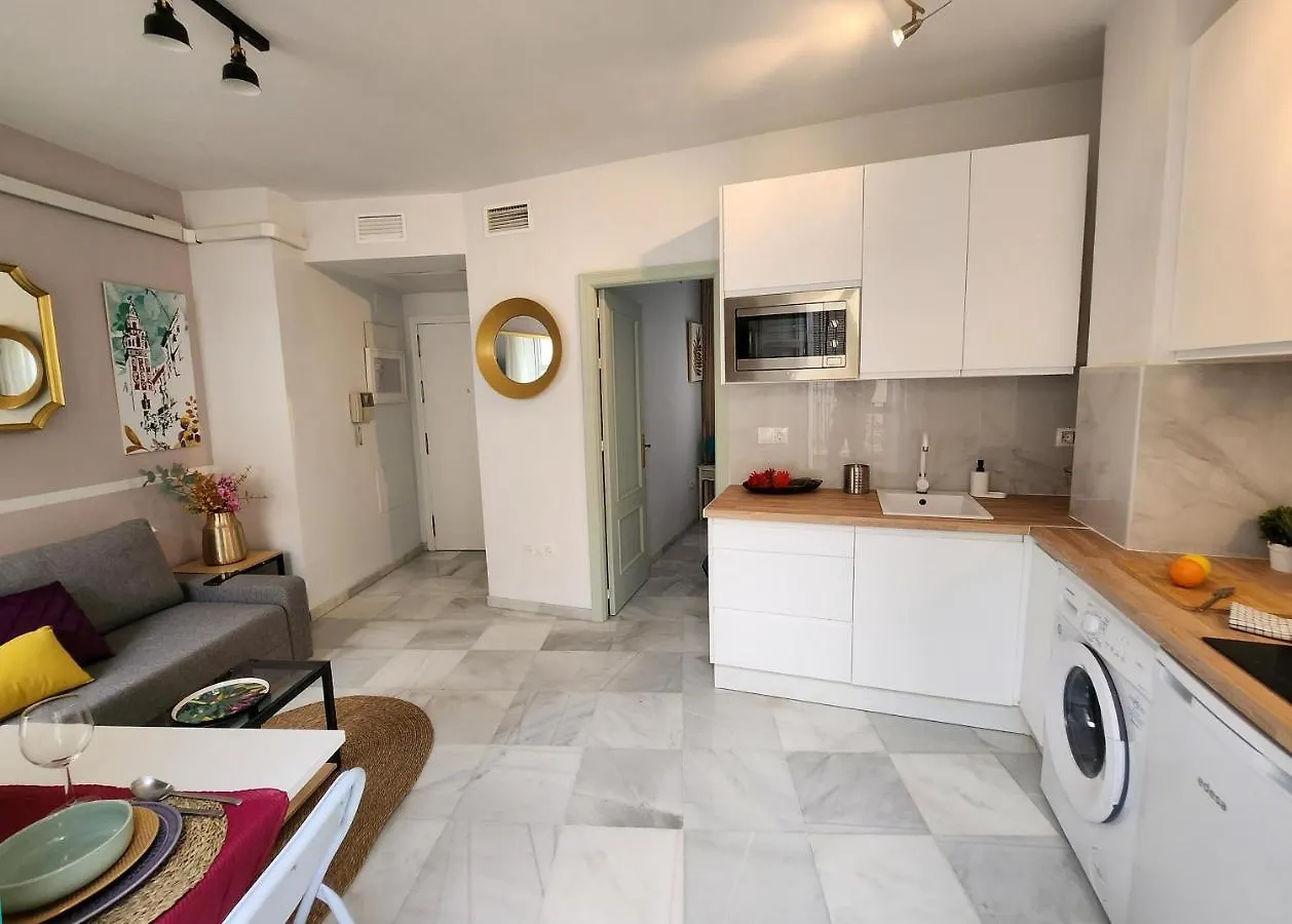Lovely Center Apartments - Balcony Lux Sol Sevilla 0*,  España
