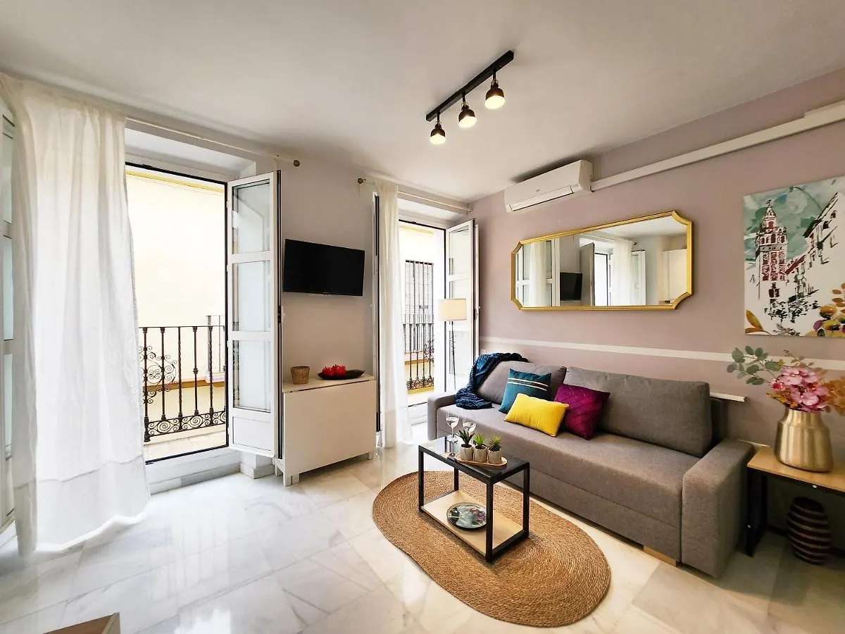 Lovely Center Apartments - Balcony Lux Sol Sevilla