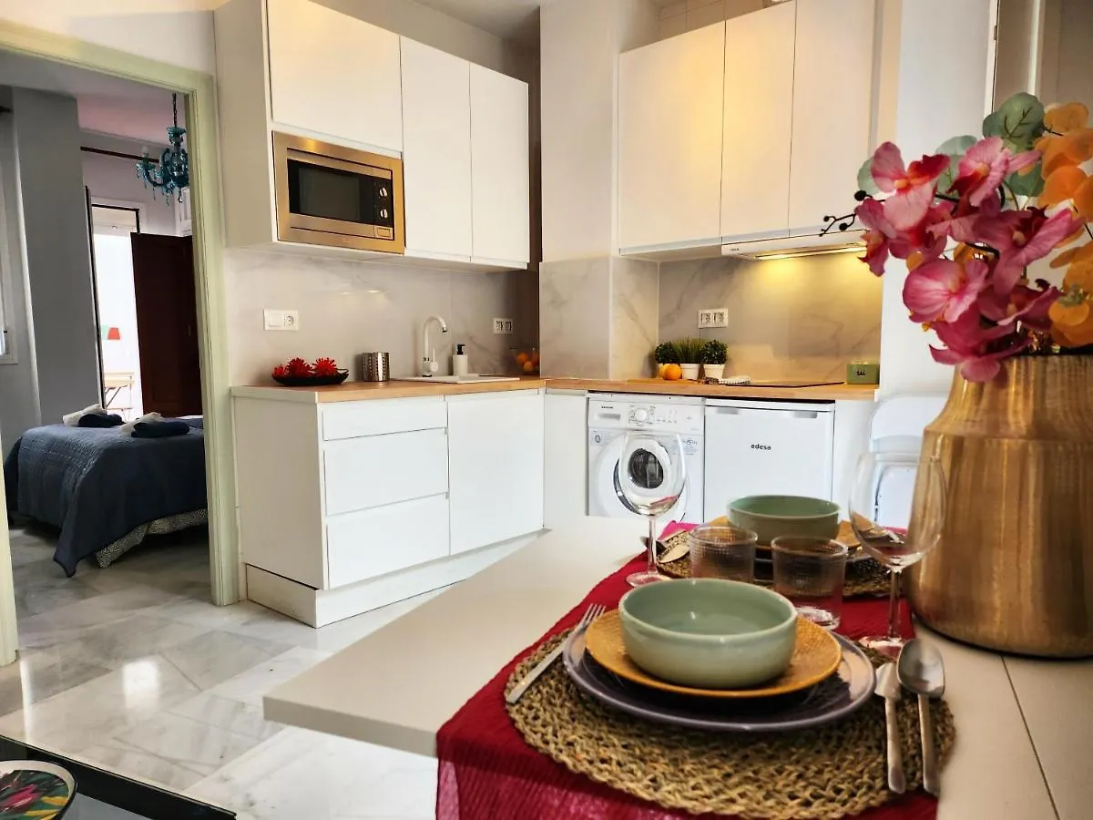 Lovely Center Apartments - Balcony Lux Sol Sevilla 0*,  España